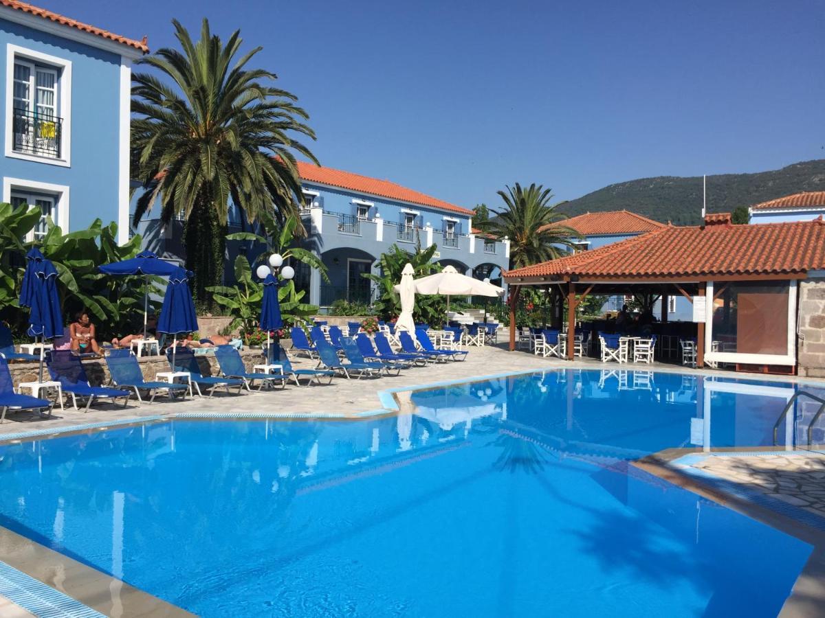 Blue Sky Hotel - Petra - Lesvos - Greece Extérieur photo