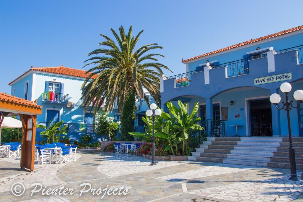 Blue Sky Hotel - Petra - Lesvos - Greece Extérieur photo