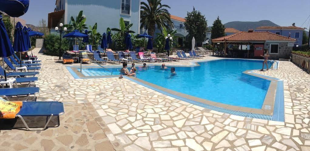 Blue Sky Hotel - Petra - Lesvos - Greece Extérieur photo